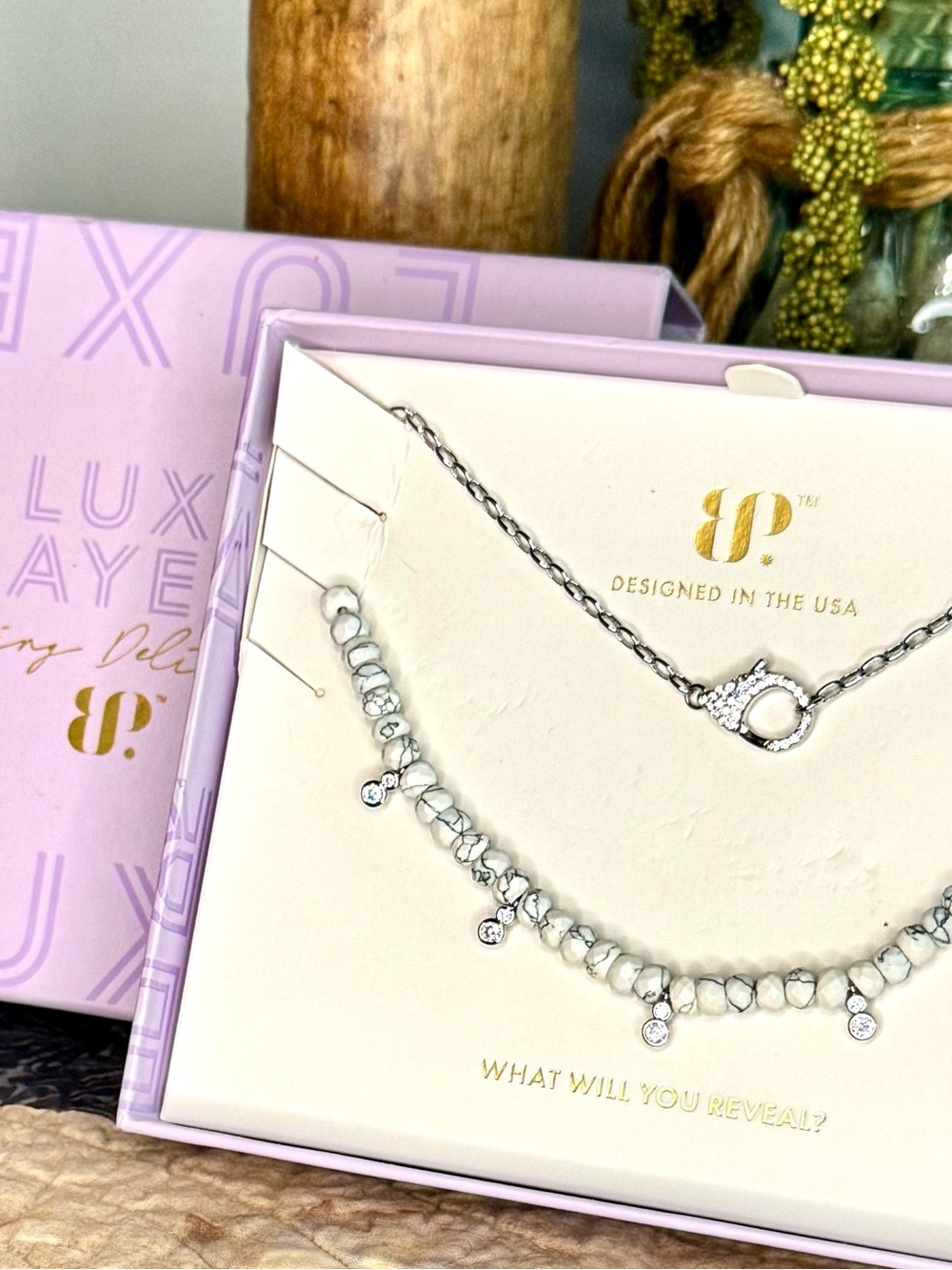 Bomb party Lux layers
OMG Howlite